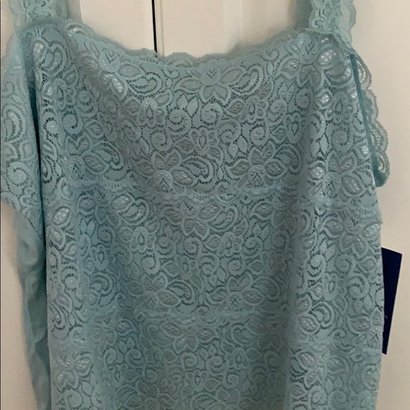 Top - Picture 2 of 3